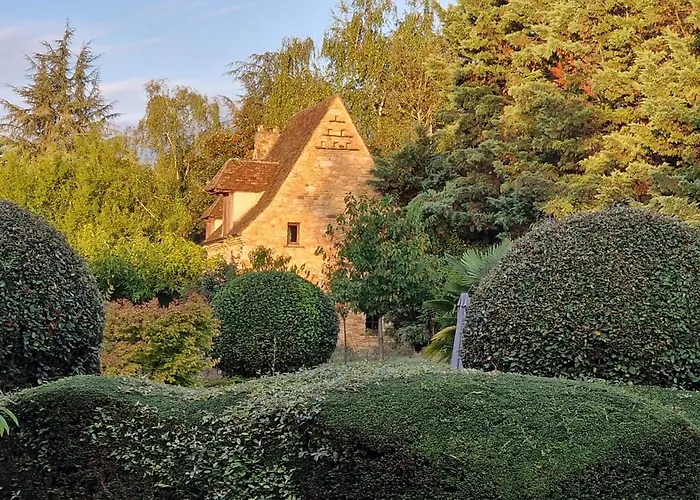 Les Granges Hautes, Maisons De Vacances, Proches De Sarlat Avec Piscine, Parc, Дом отдыха *