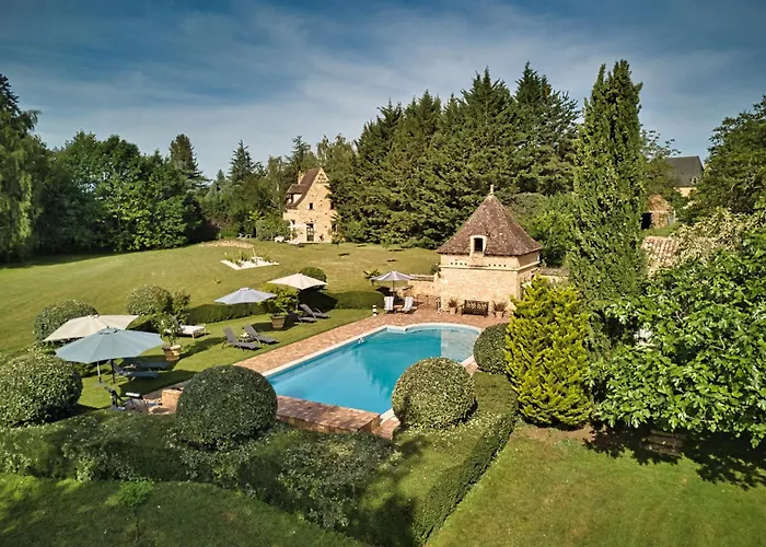 Les Granges Hautes, Maisons De Vacances, Proches De Sarlat Avec Piscine, Parc,